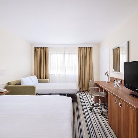 Holiday Inn Leeds-Wakefield M1 Jct40 By Ihg Exterior foto
