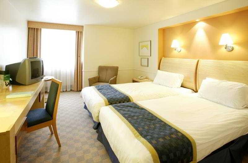 Holiday Inn Leeds-Wakefield M1 Jct40 By Ihg Exterior foto